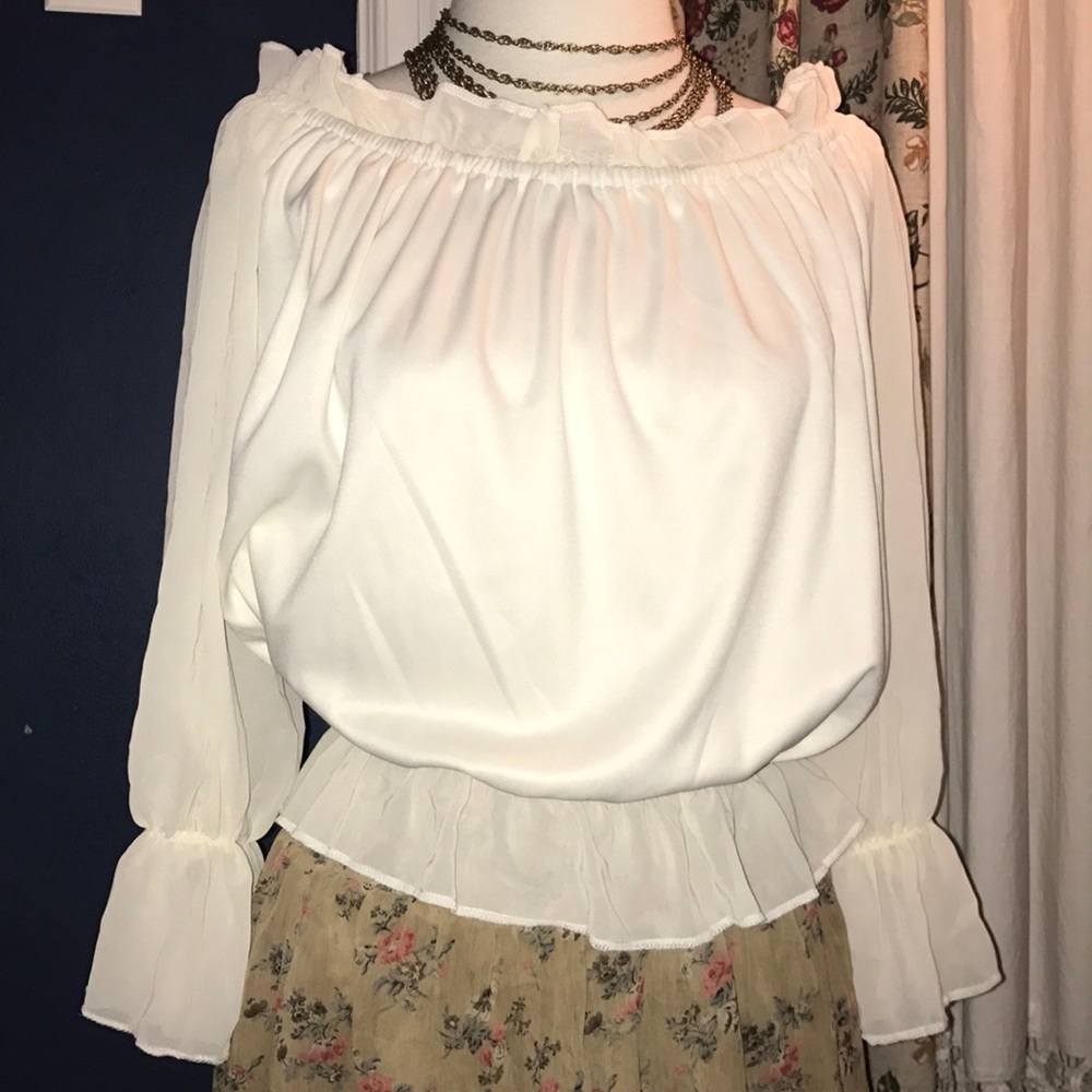 White Ruffle Bouse